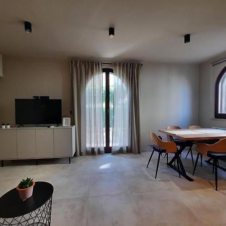 Apartments Alice 로비니 외부 사진